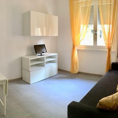 Casa Martina Appartement Viareggio Buitenkant foto